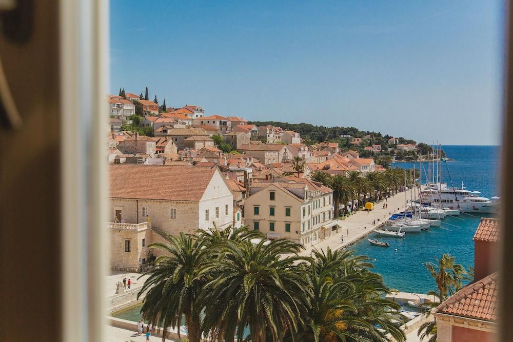 Park Hvar Хвар Экстерьер фото